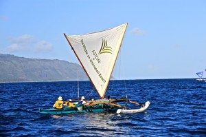 Mike Kinkaid and crew by Kaena Pt. photo : Gloria Reed